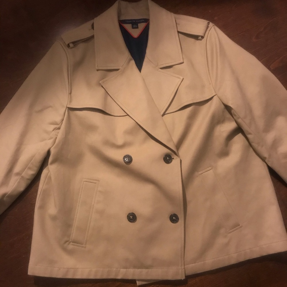 Tommy Hilfiger light weight jacket